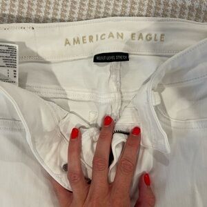 American Eagle White Skinny Jean